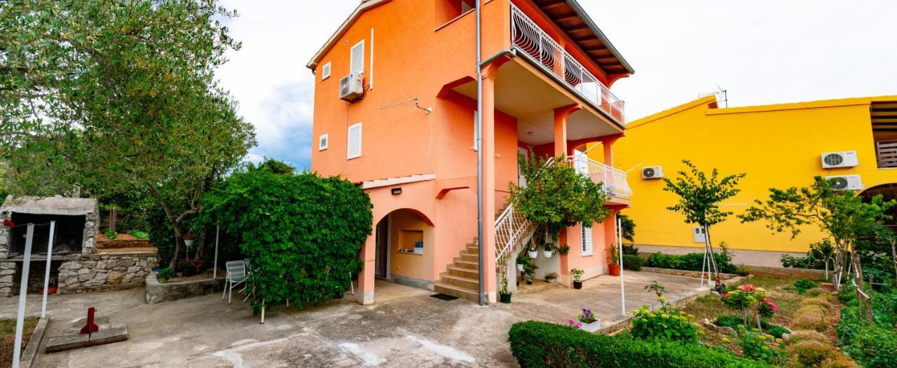 Apartment Tony - 2Bdr Beachfront Jadrija Exterior photo
